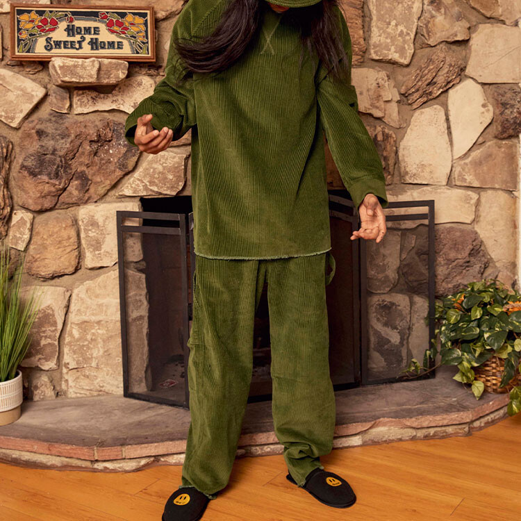 Толстовка Smiley Collection унисекс оливково-зеленого цвета Drew House, оливково-зеленый
Толстовка Smiley Collection унисекс оливково-зеленого цвета Drew House, оливково-зеленый