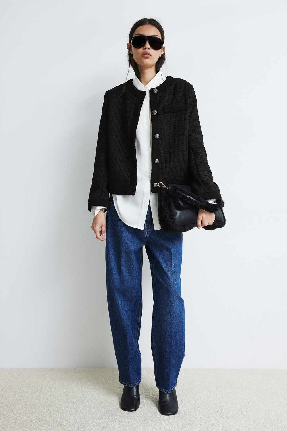 Блейзер из структурированной ткани. H&M, черный
Блейзер из структурированной ткани. H&M, черный