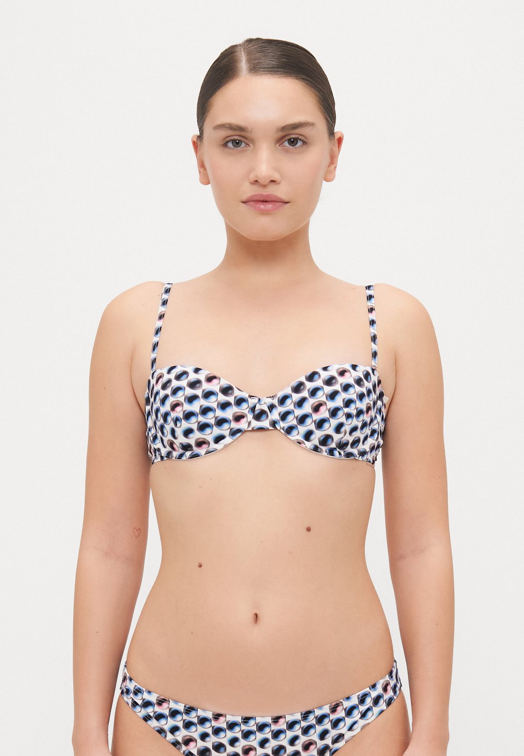 Верх бикини PRINTED UNDERWIRE Tory Burch, синий 
Верх бикини PRINTED UNDERWIRE Tory Burch, синий