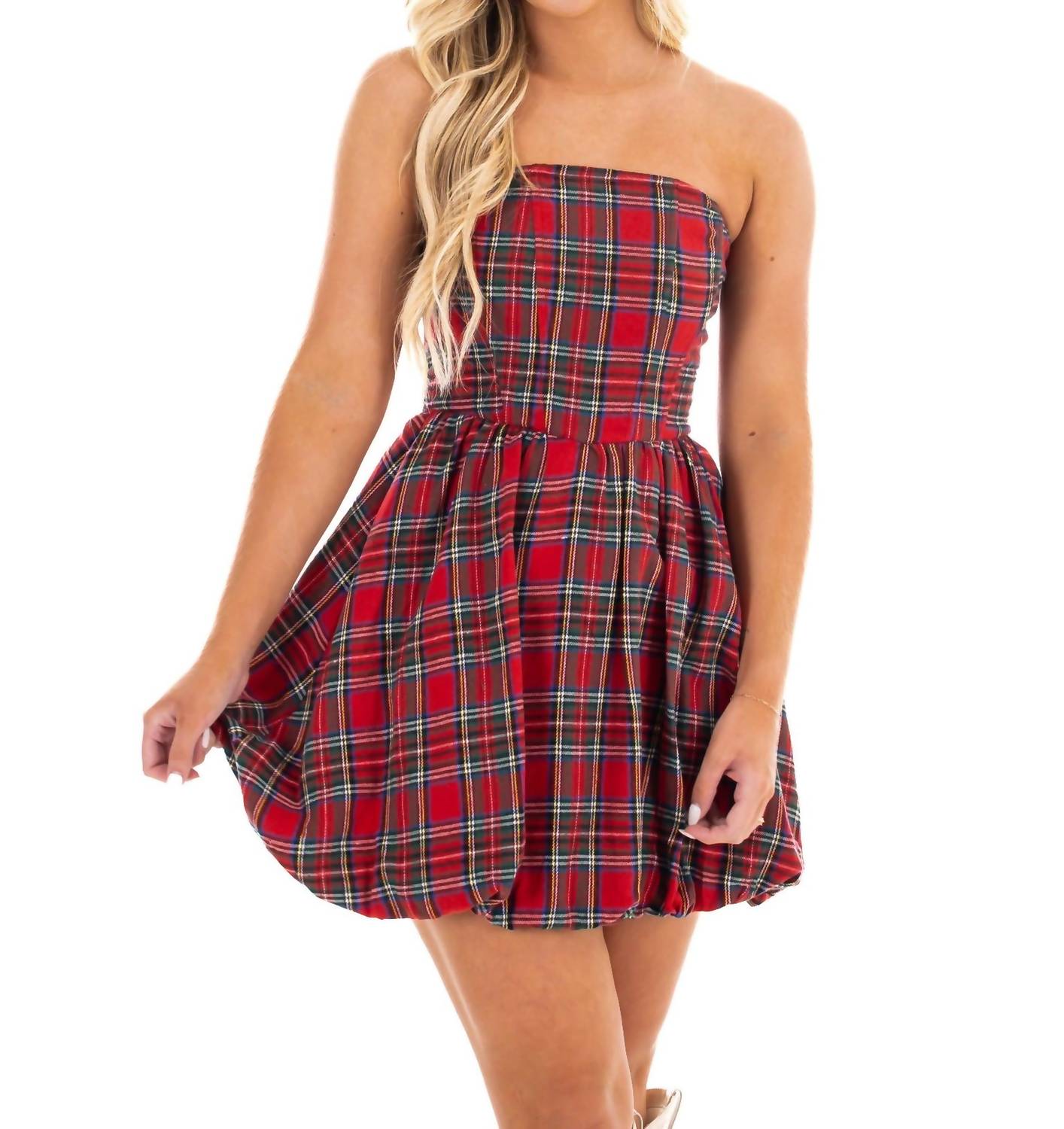Яркие места клетчатое мини-платье красного цвета day + moon 
Яркие места клетчатое мини-платье красного цвета day + moon