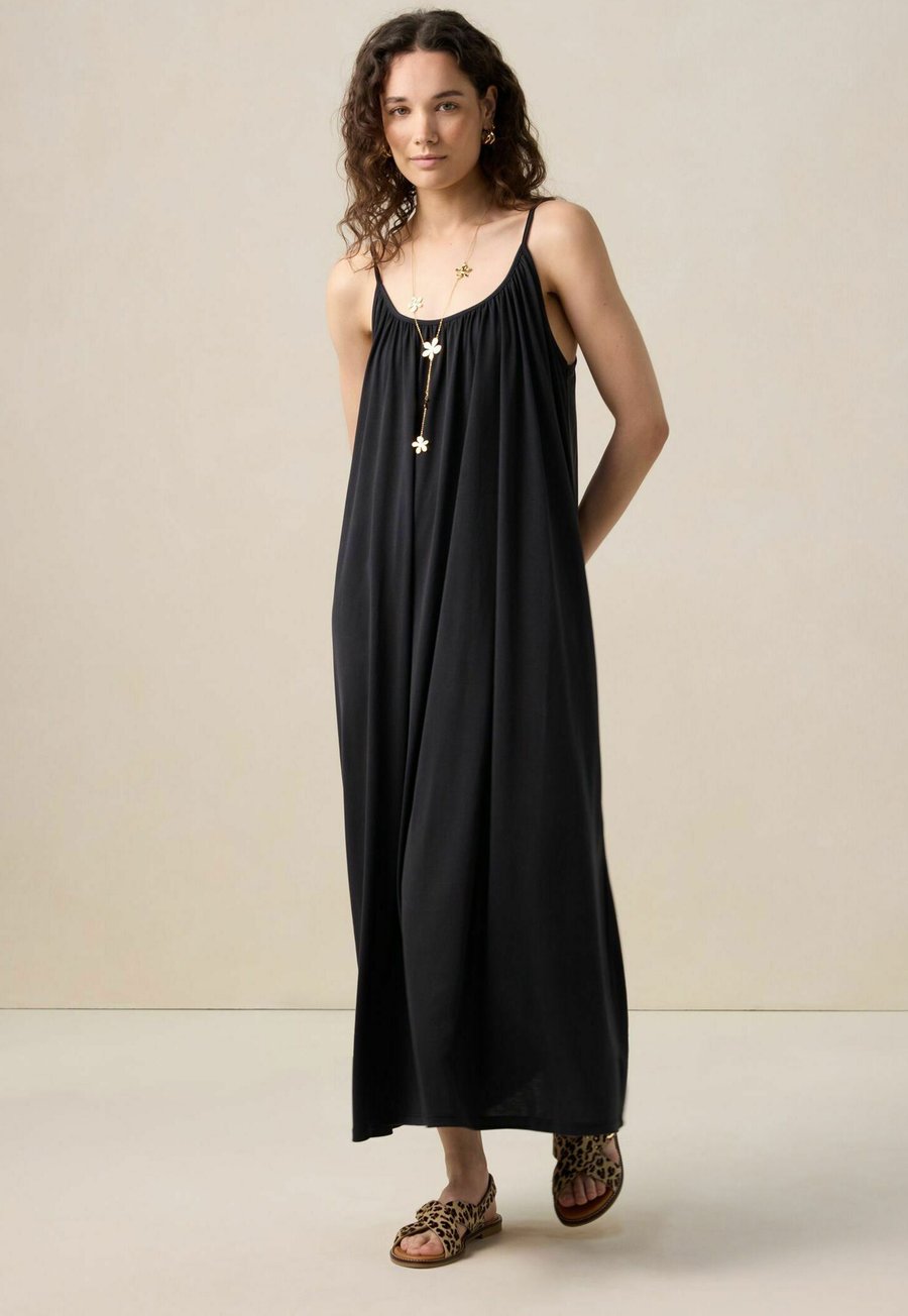 Платье Sissy-Boy Jersey dress, Schwarz/Black
Платье Sissy-Boy Jersey dress, Schwarz/Black