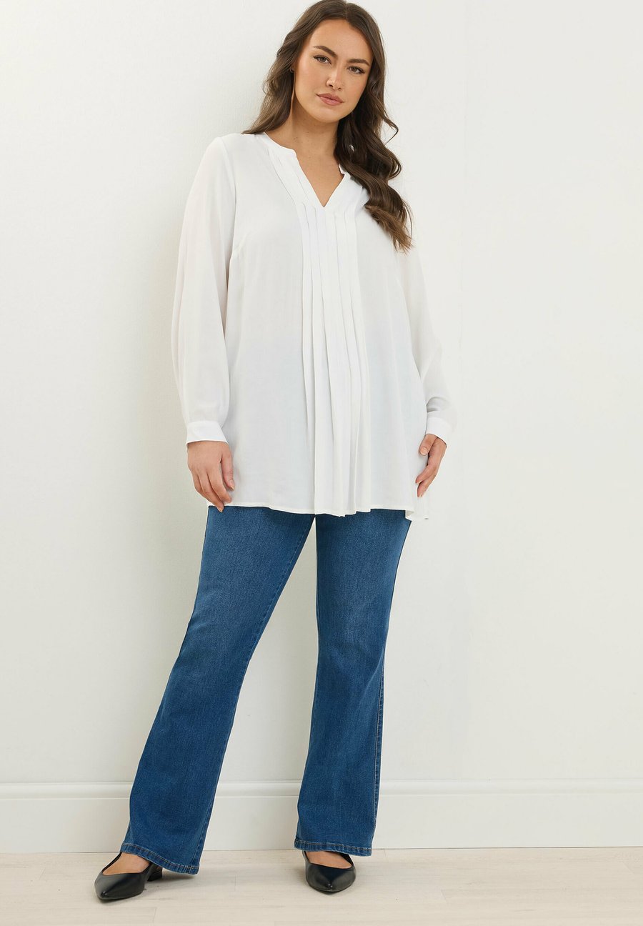 Блуза Evans NOTCH NECK , Ivory/White
Блуза Evans NOTCH NECK , Ivory/White