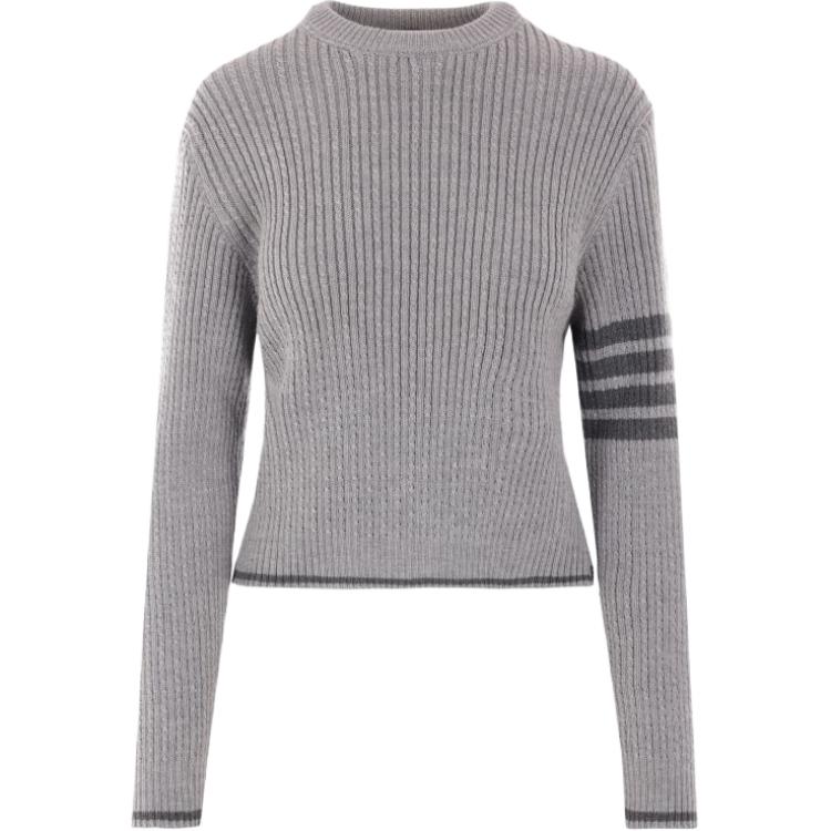 THOM BROWNE Свитер с кабельной вязкой и четырьмя полосками
THOM BROWNE Свитер с кабельной вязкой и четырьмя полосками