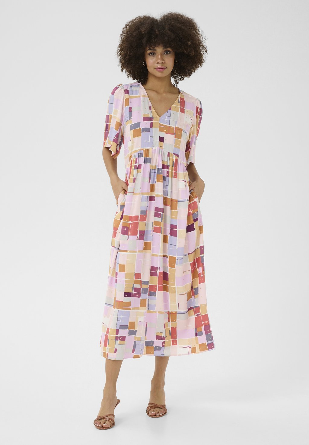 Повседневное платье Culture, светло-розовый
Повседневное платье Culture, светло-розовый