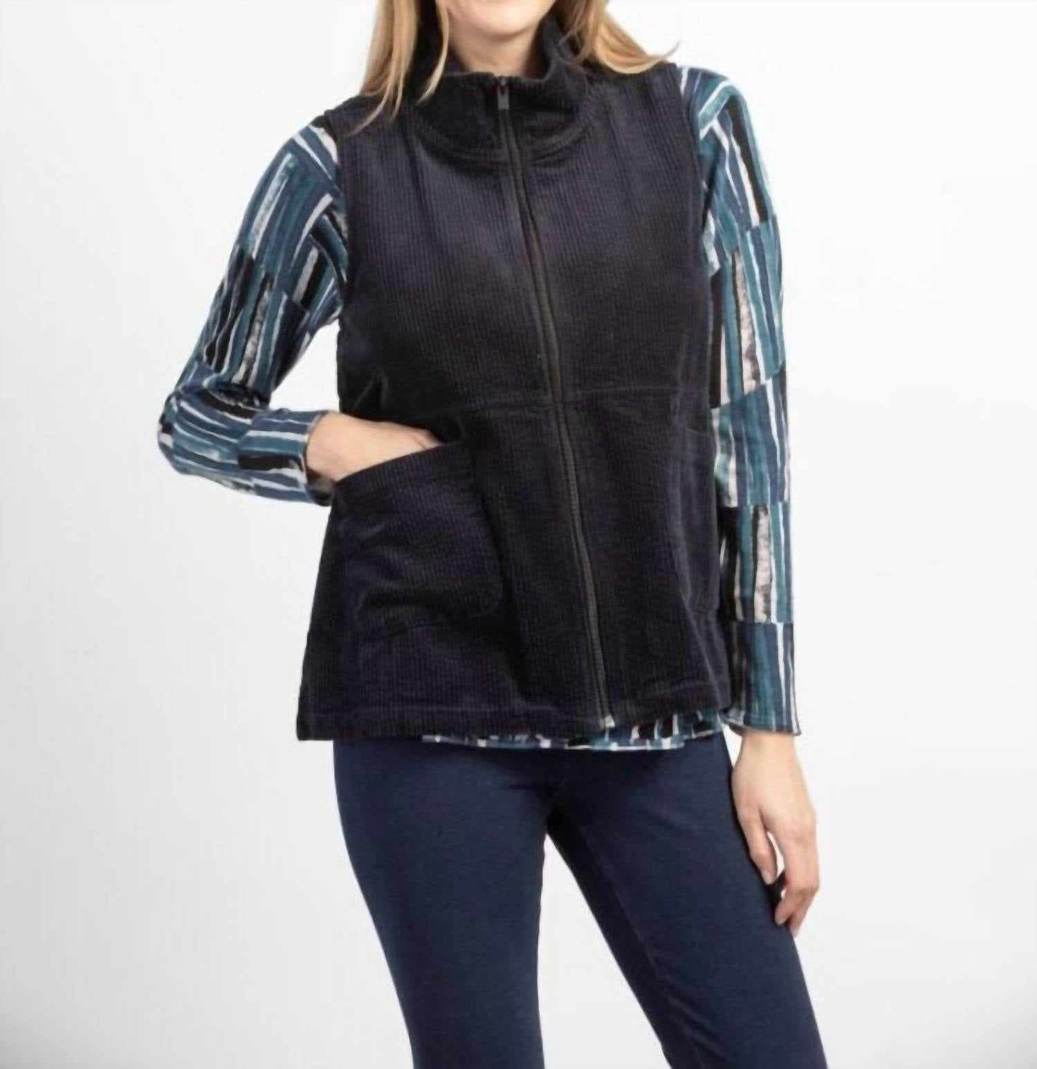 Жилет Tumbl Cord Swing черного цвета habitat, Черный, Жилет Tumbl Cord Swing черного цвета habitat
Жилет Tumbl Cord Swing черного цвета habitat, Черный, Жилет Tumbl Cord Swing черного цвета habitat