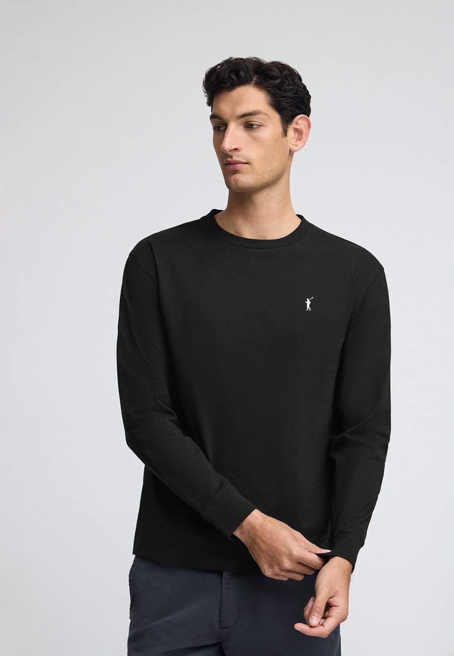 Топ Polo Club U NECK , Black
Топ Polo Club U NECK , Black