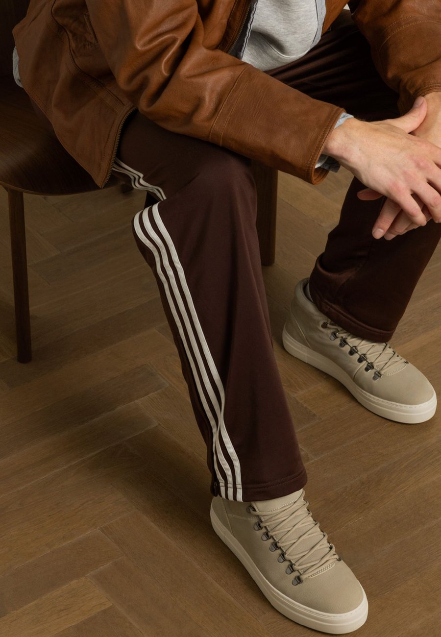 Кроссовки Manfield High-top trainers, Beige
Кроссовки Manfield High-top trainers, Beige