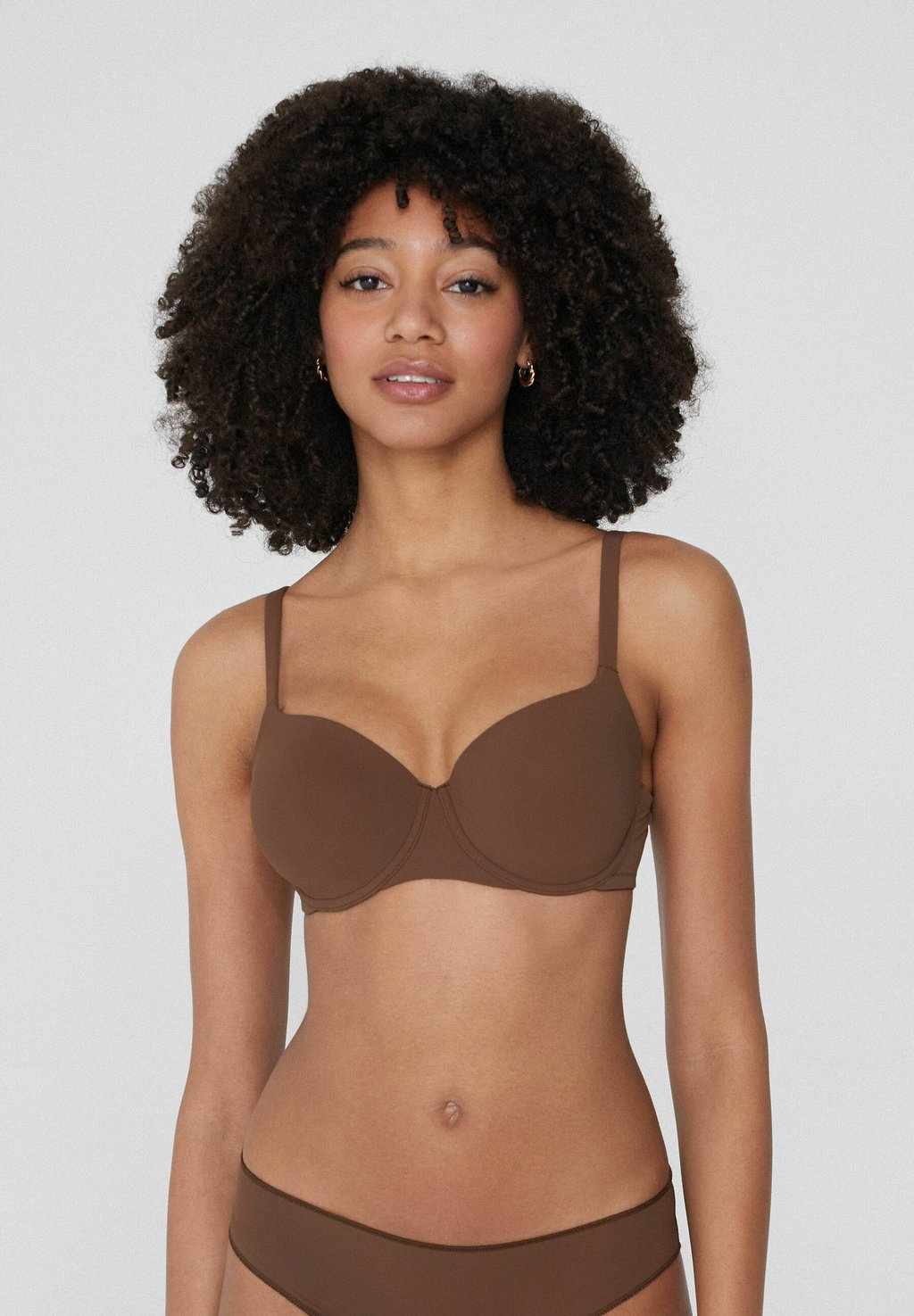 Бюстгальтер PRAGA FULL COVER Tezenis, коричневый
Бюстгальтер PRAGA FULL COVER Tezenis, коричневый