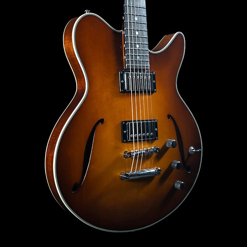 Электрогитара Eastman Romeo Thinline, Solid Spruce Top, Lollar Imperial Pickups - NEW
Электрогитара Eastman Romeo Thinline, Solid Spruce Top, Lollar Imperial Pickups - NEW