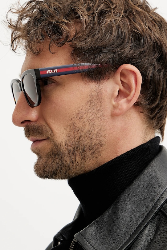 Солнцезащитные очки Gucci, оранжевый
Солнцезащитные очки Gucci, оранжевый