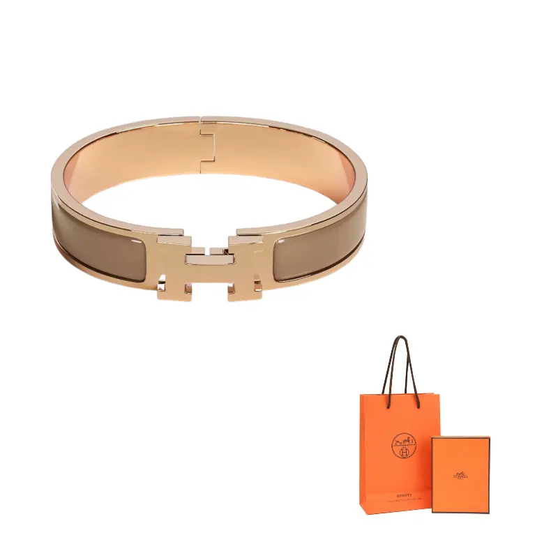 HERMES Clic H Эмалевые Браслеты Женские Rose Gold
HERMES Clic H Эмалевые Браслеты Женские Rose Gold