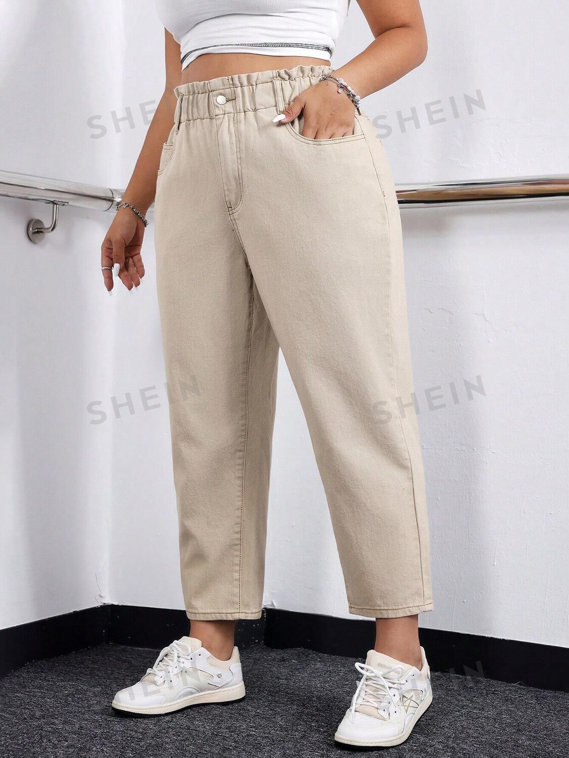 EZwear Повседневные однотонные зауженные джинсы больших размеров больших размеров Shein, абрикосовый
EZwear Повседневные однотонные зауженные джинсы больших размеров больших размеров Shein, абрикосовый
