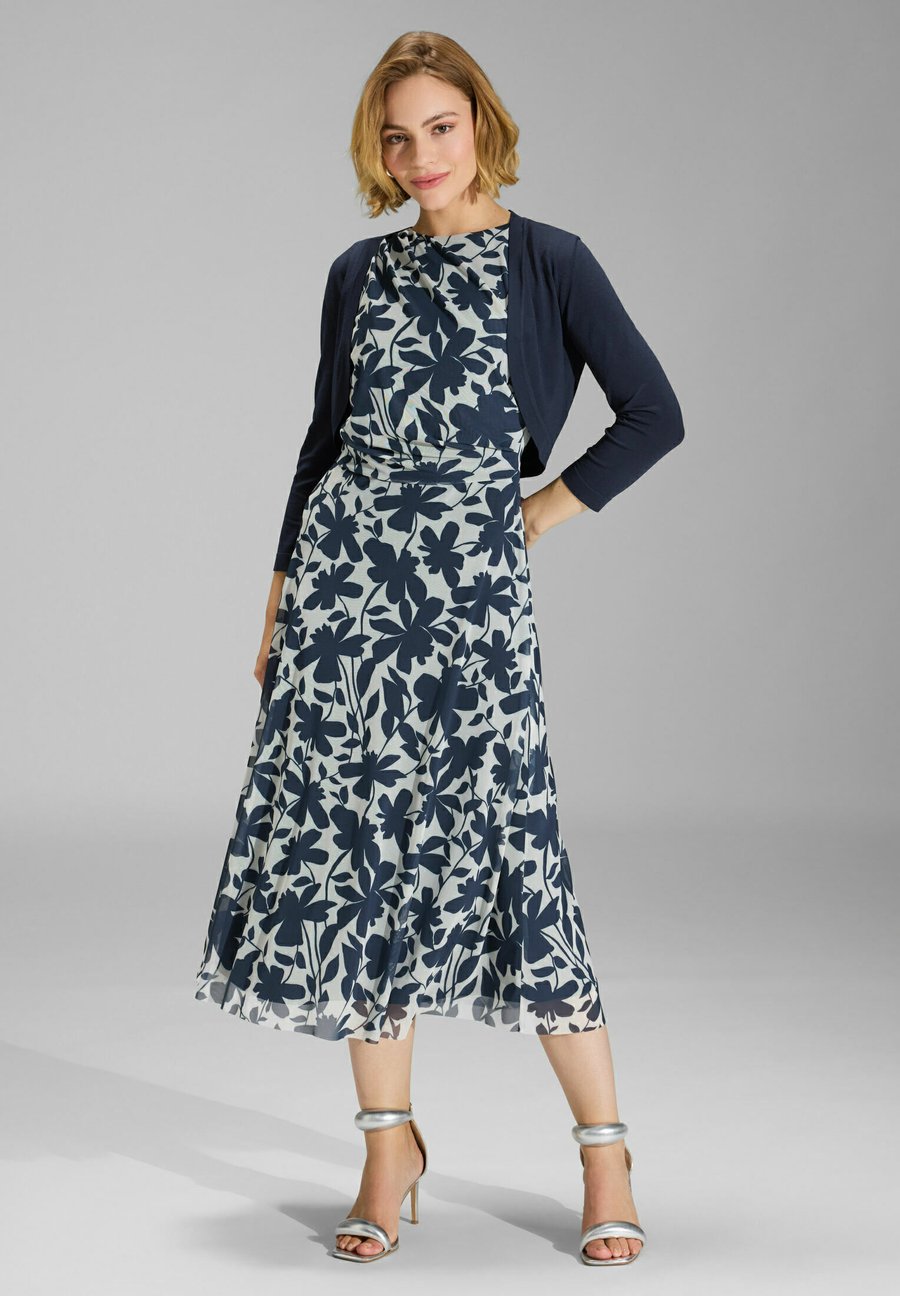 Кардиган Swing Cardigan, Navy/Dark Blue
Кардиган Swing Cardigan, Navy/Dark Blue