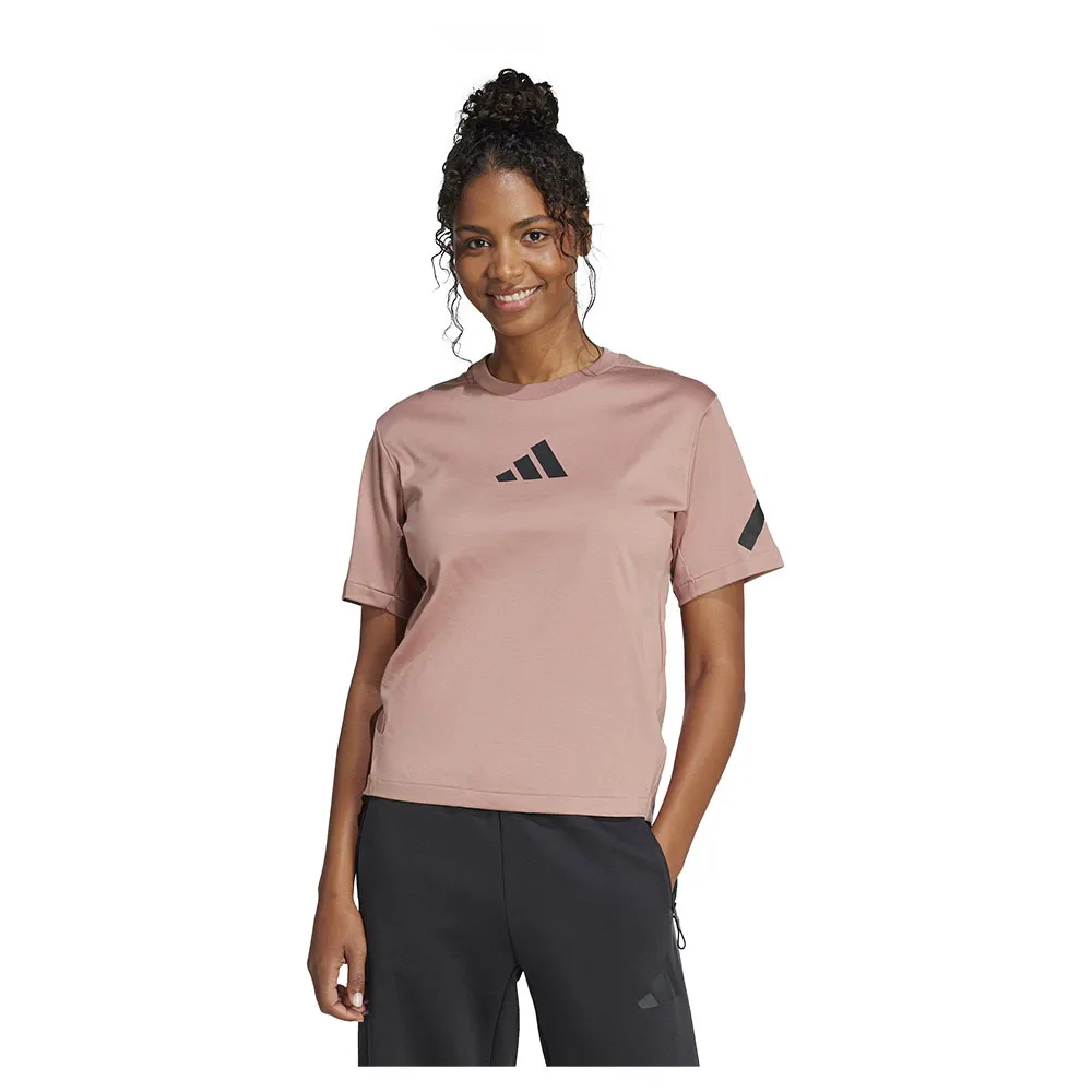 Футболка с коротким рукавом adidas Z.N.E, розовый
Футболка с коротким рукавом adidas Z.N.E, розовый