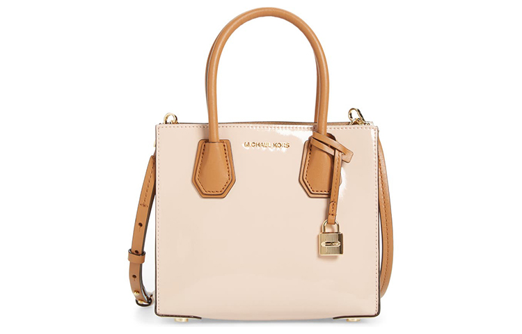 Сумка из коллекции багажа MICHAEL KORS
Сумка из коллекции багажа MICHAEL KORS