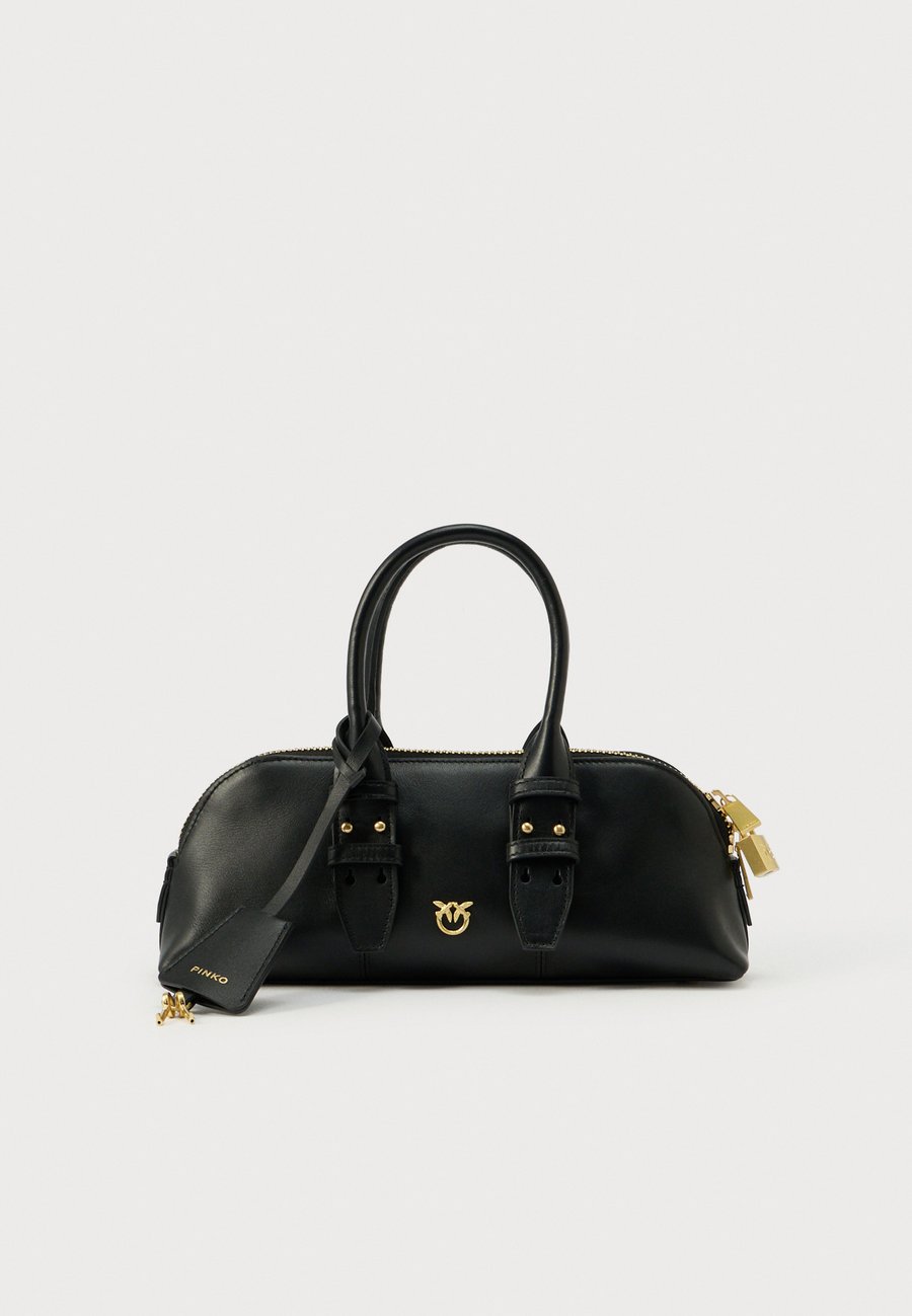 Сумка Pinko BOWLING BAG, Nero Limousine/Gold-Coloured/Black
Сумка Pinko BOWLING BAG, Nero Limousine/Gold-Coloured/Black