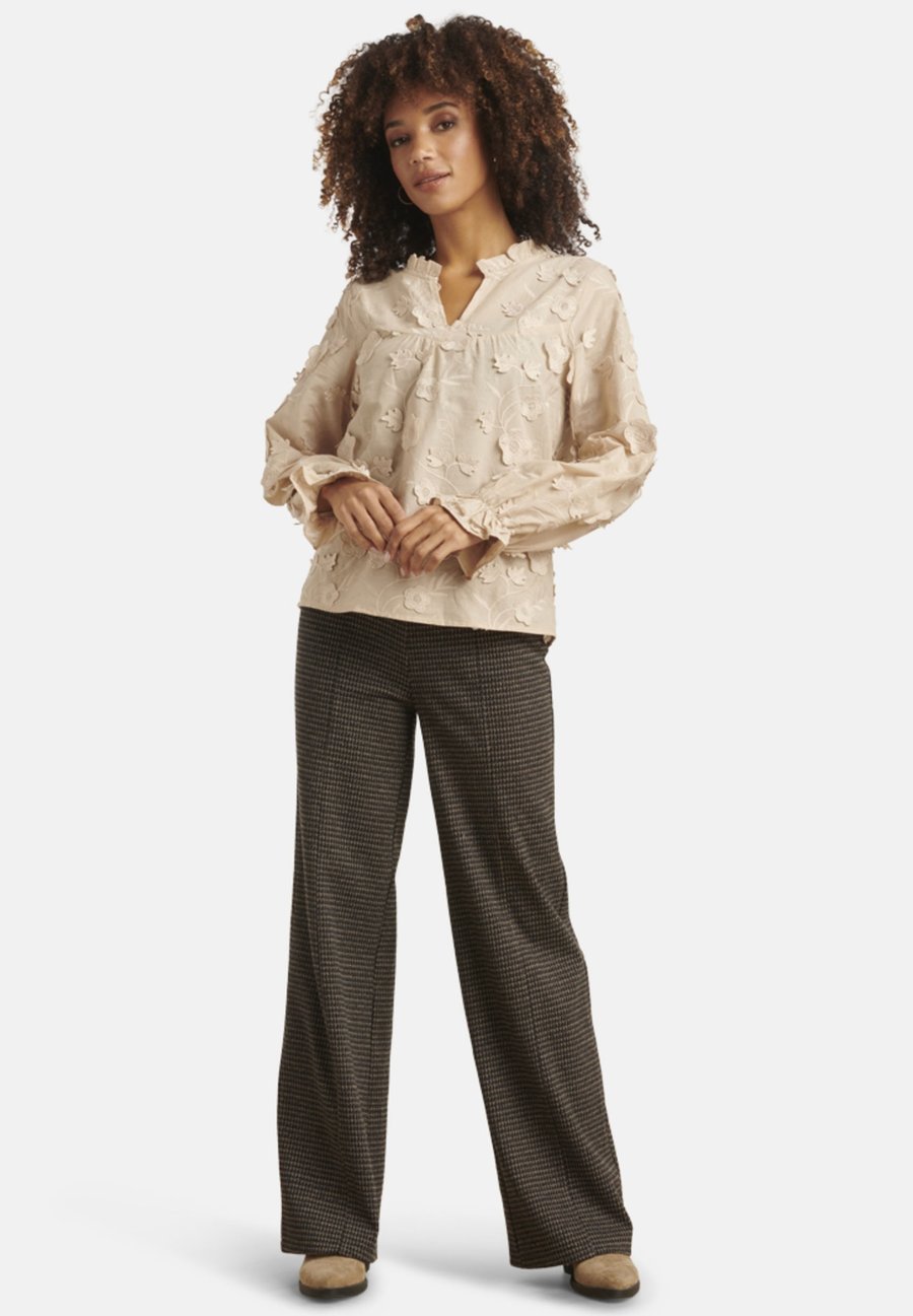 Блуза Smashed Lemon Blouse, Sand
Блуза Smashed Lemon Blouse, Sand