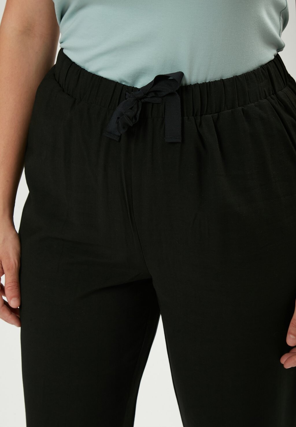 Брюки SAFARI Maison Form'elle, черный 
Брюки SAFARI Maison Form'elle, черный