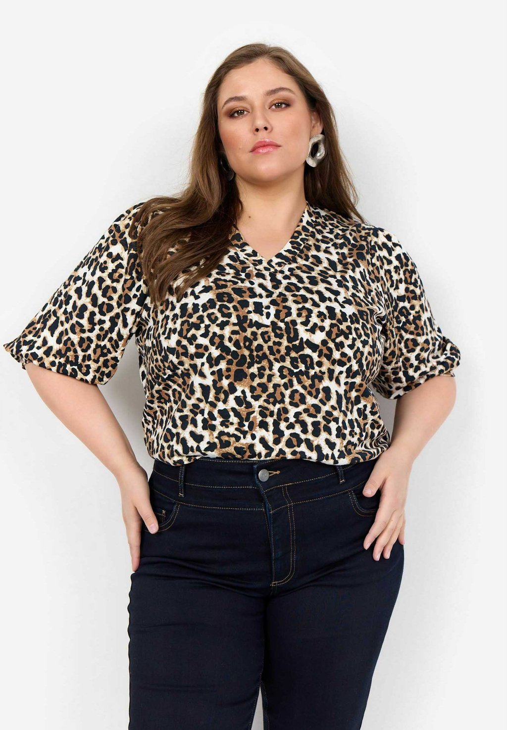 Футболка с принтом Wasabi Concept, бежевый
Футболка с принтом Wasabi Concept, бежевый