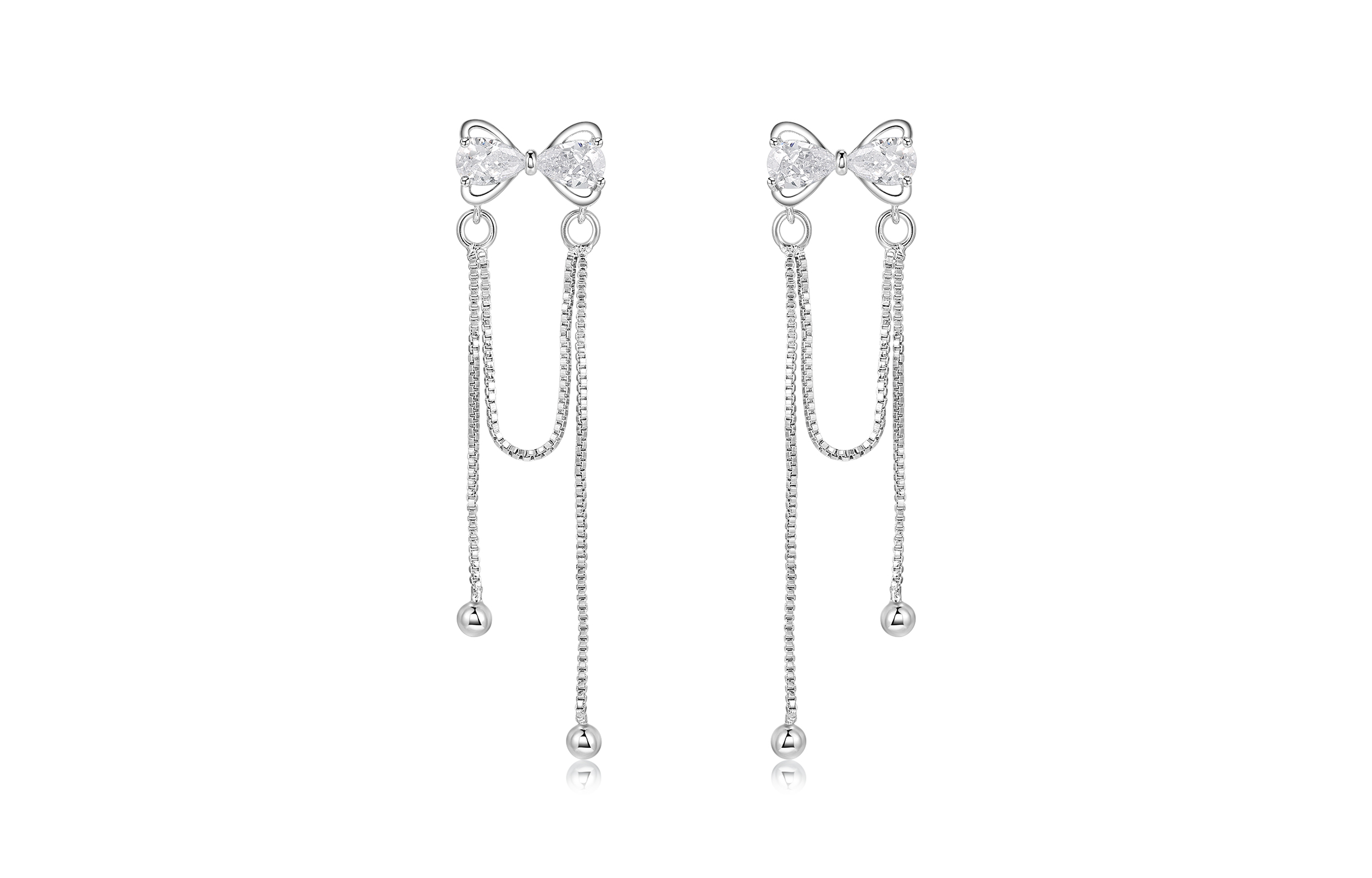 Сверкающие серьги со стразами для женщин TEEX, серебро
Сверкающие серьги со стразами для женщин TEEX, серебро