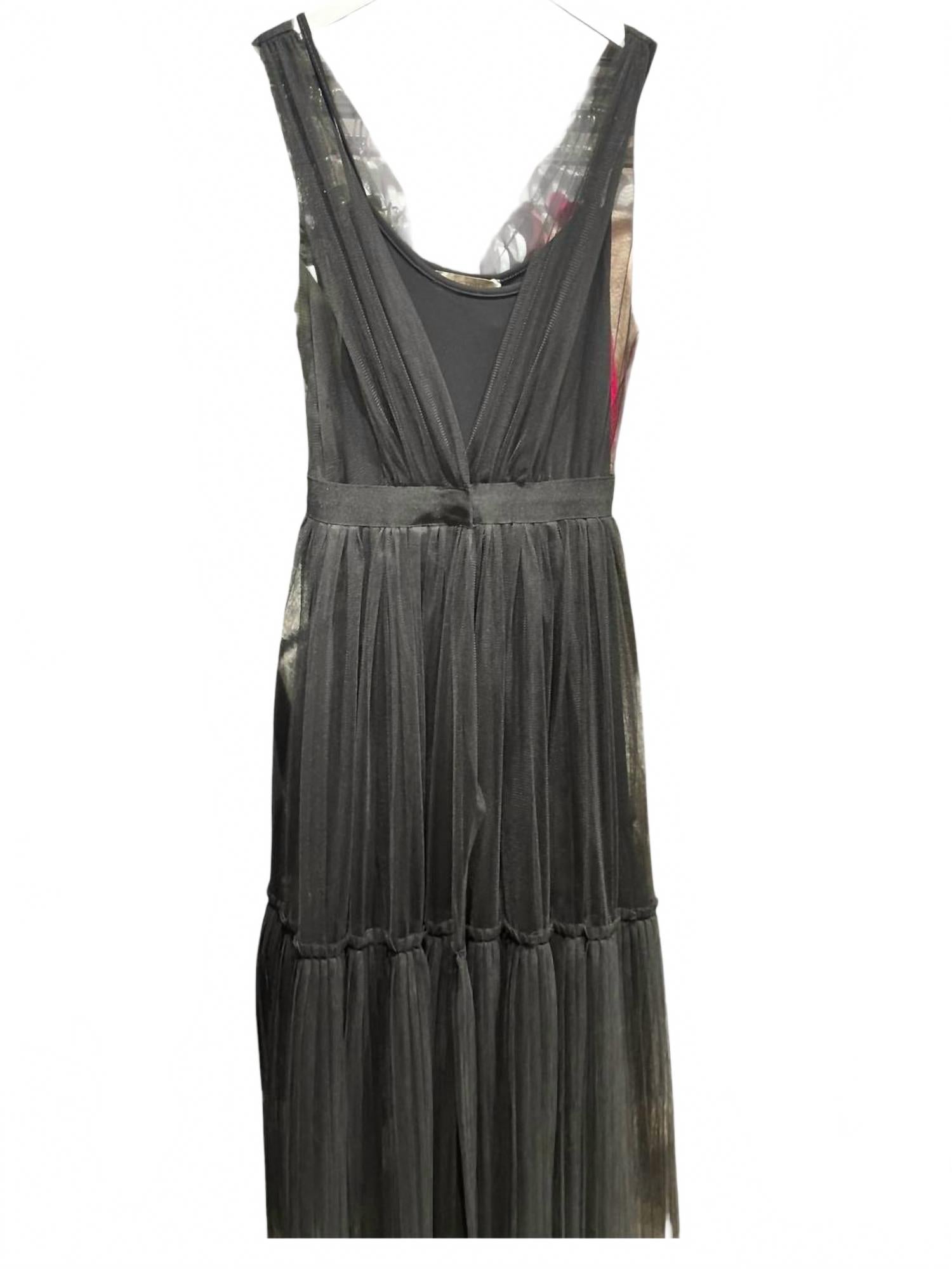 Женское платье миди Ella в черном цвете ASTRID
Женское платье миди Ella в черном цвете ASTRID