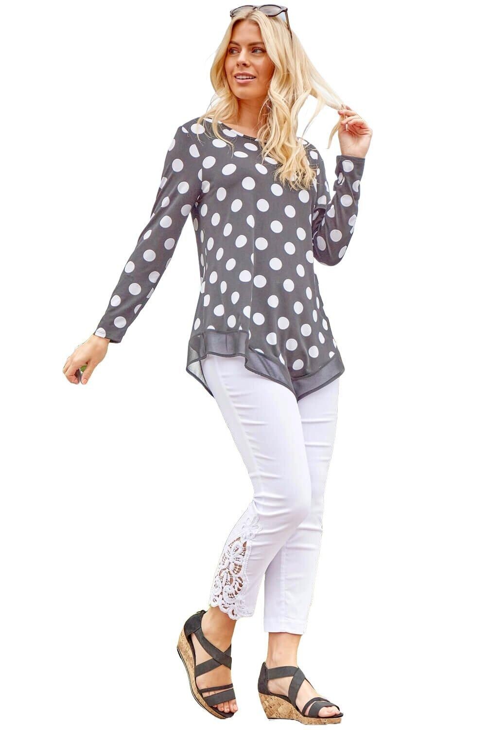 Укороченные эластичные брюки с кружевными вставками Roman, белый
Укороченные эластичные брюки с кружевными вставками Roman, белый