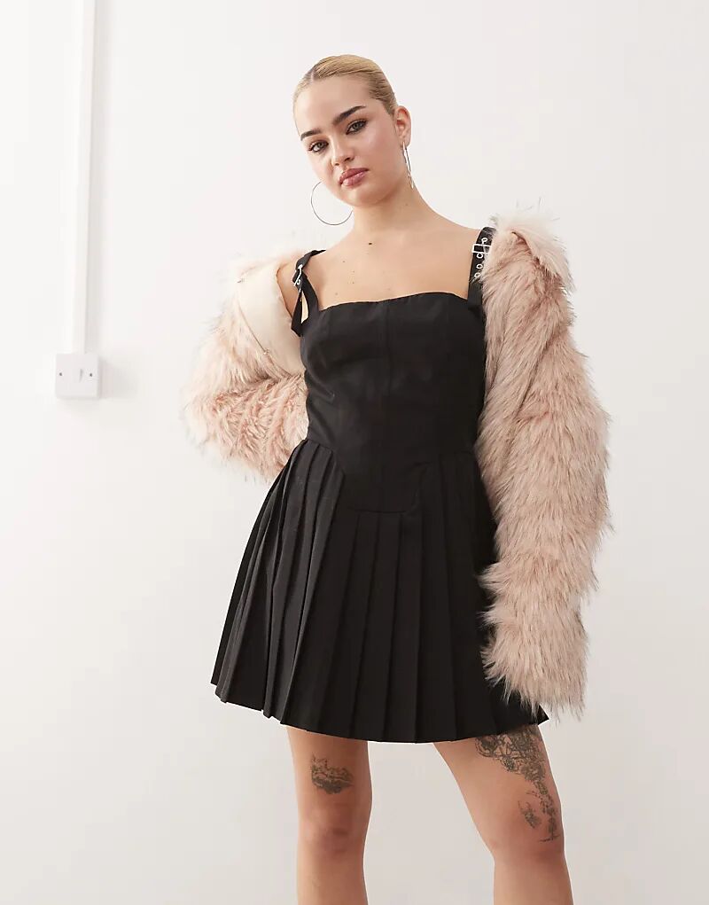 COLLUSION мини-платье с пряжкой черного цвета
COLLUSION мини-платье с пряжкой черного цвета