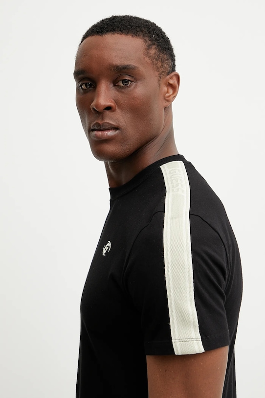 Хлопковая футболка Guess, черный
Хлопковая футболка Guess, черный