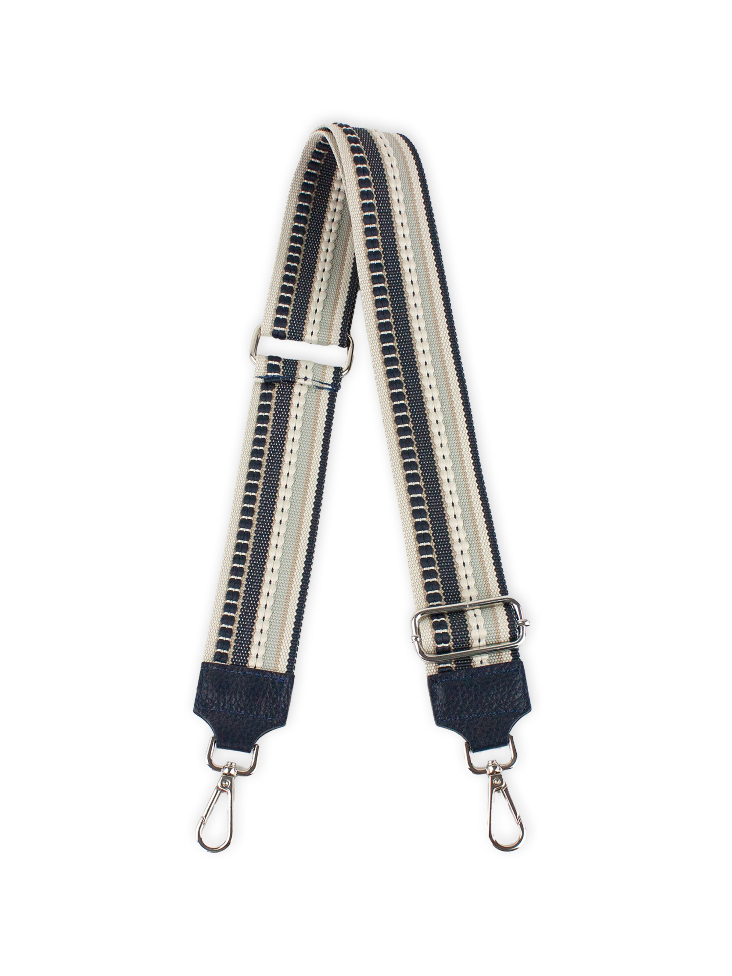 LePelou Аксессуары для сумок 'FILA' в темно-синем цвете
LePelou Аксессуары для сумок 'FILA' в темно-синем цвете