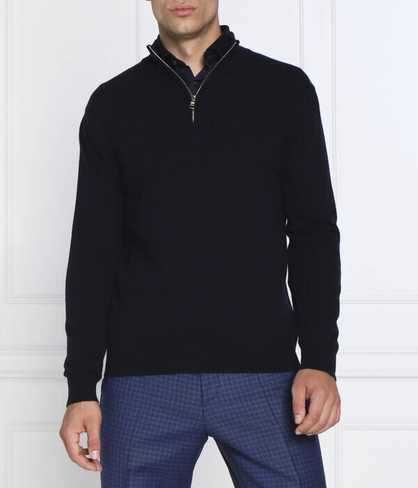 Свитер мужской Oscar Jacobson с воротником на молнии, синий
Свитер мужской Oscar Jacobson с воротником на молнии, синий