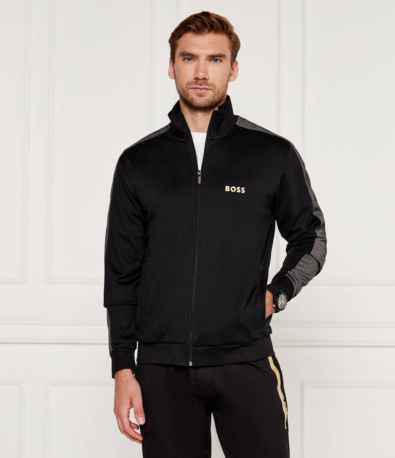 Толстовка BOSS BLACK Regular Fit, черный
Толстовка BOSS BLACK Regular Fit, черный