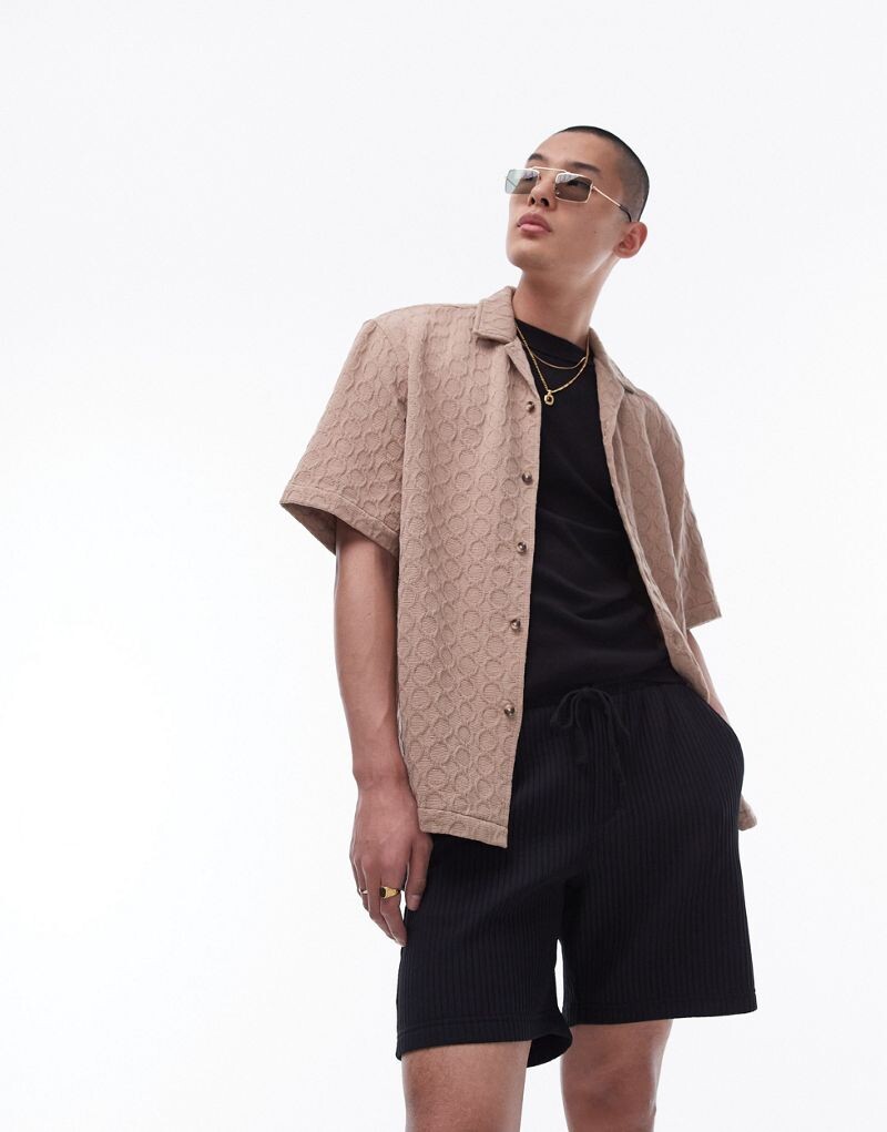 Черные плиссированные шорты Topman
Черные плиссированные шорты Topman