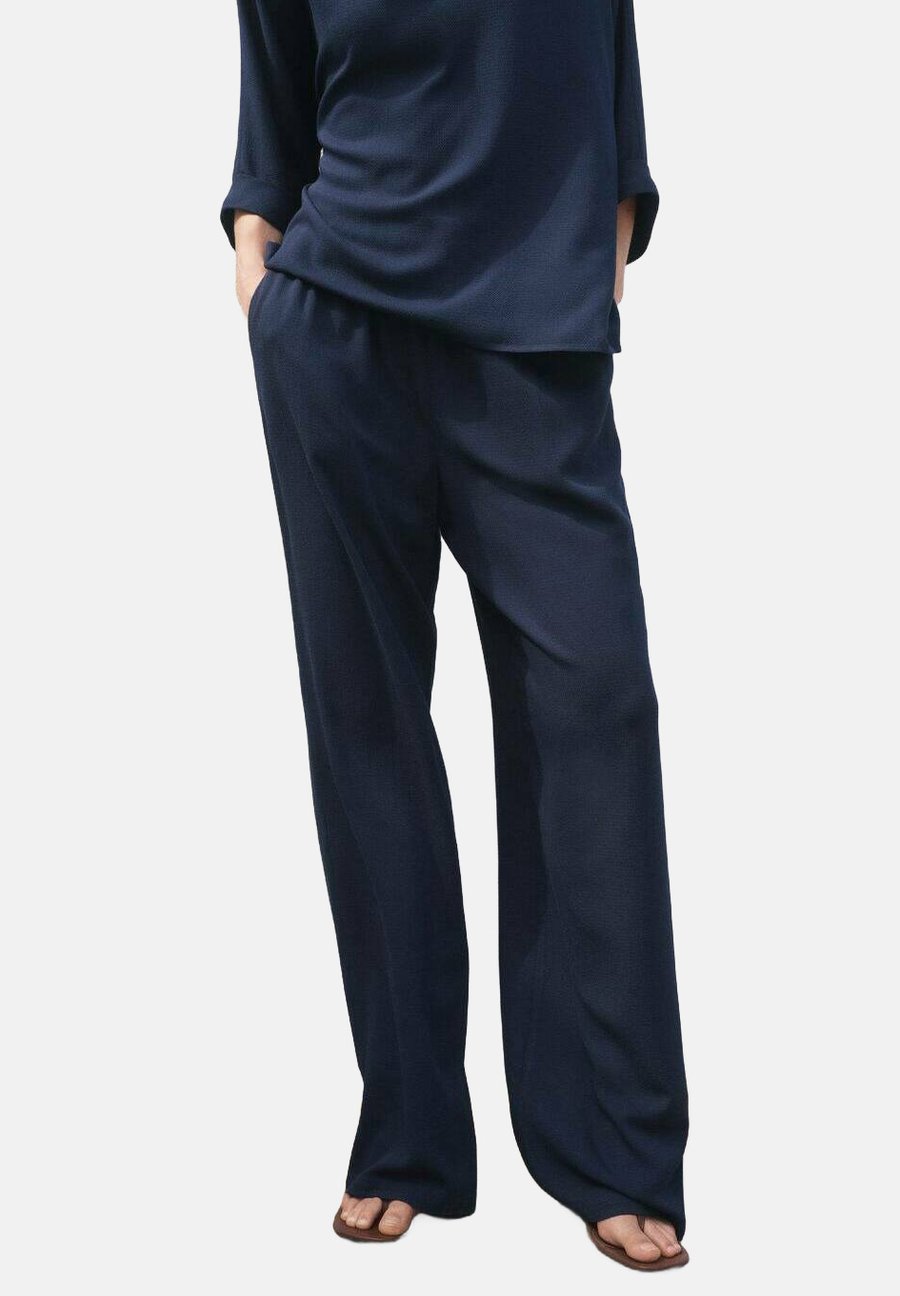 Брюки Mango Trousers, Royal Blue
Брюки Mango Trousers, Royal Blue