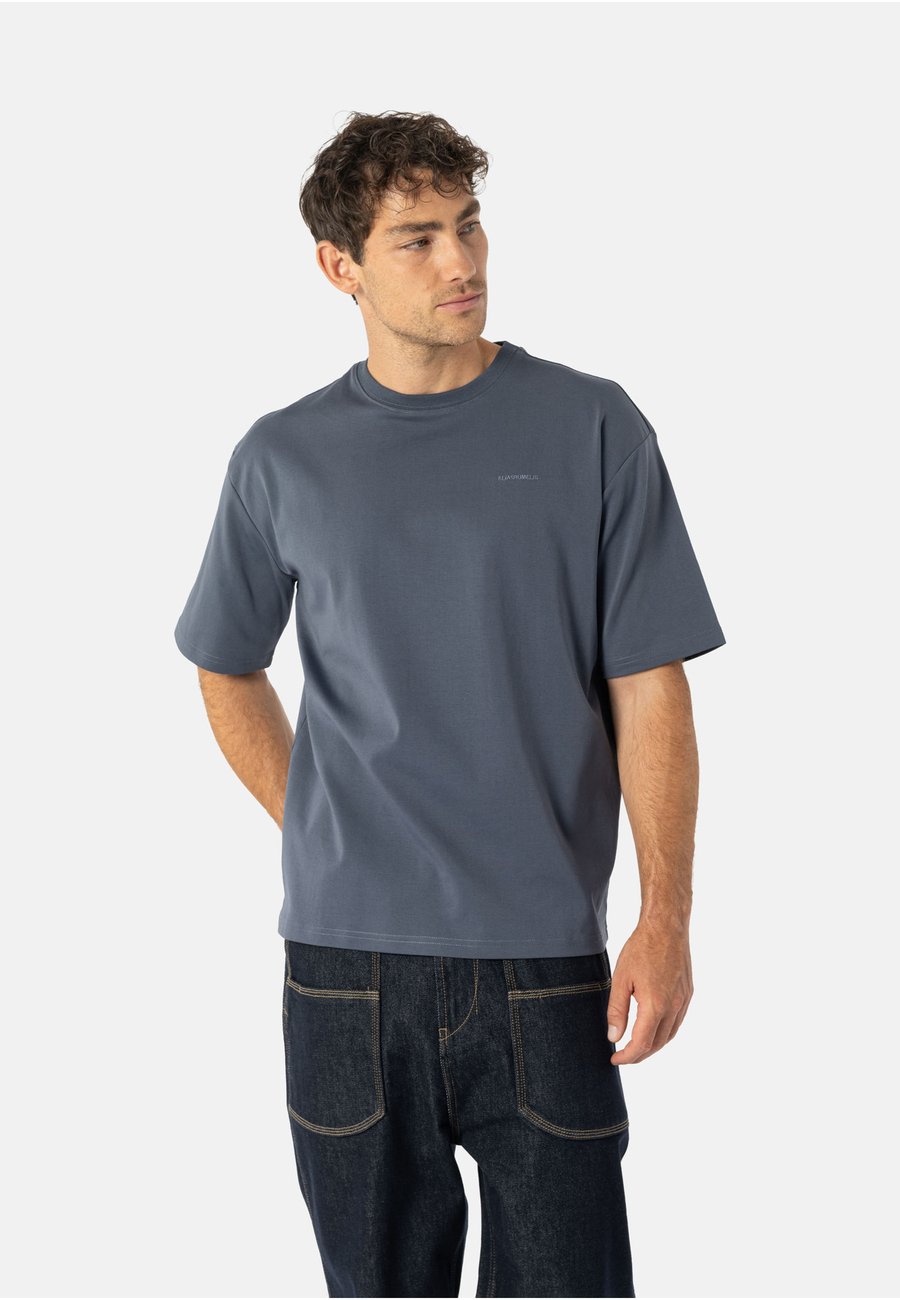 Футболка Elias Rumelis JOELIN, Storm/Multi-Coloured, Красный, Футболка Elias Rumelis JOELIN, Storm/Multi-Coloured
Футболка Elias Rumelis JOELIN, Storm/Multi-Coloured, Красный, Футболка Elias Rumelis JOELIN, Storm/Multi-Coloured