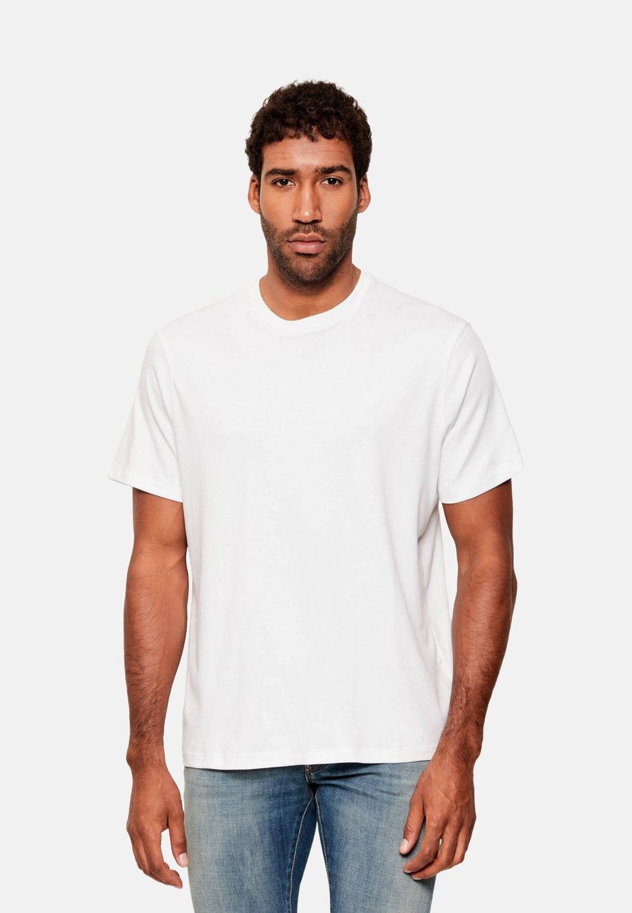 Футболка Calvin Klein Basic T-shirt, Bright White/White, Белый, Футболка Calvin Klein Basic T-shirt, Bright White/White
Футболка Calvin Klein Basic T-shirt, Bright White/White, Белый, Футболка Calvin Klein Basic T-shirt, Bright White/White