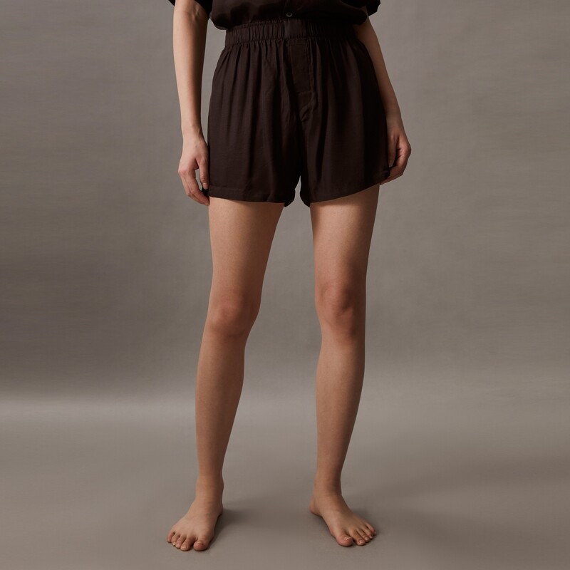 Шорты женские Calvin Klein с эластичной резинкой на талии, белый
Шорты женские Calvin Klein с эластичной резинкой на талии, белый