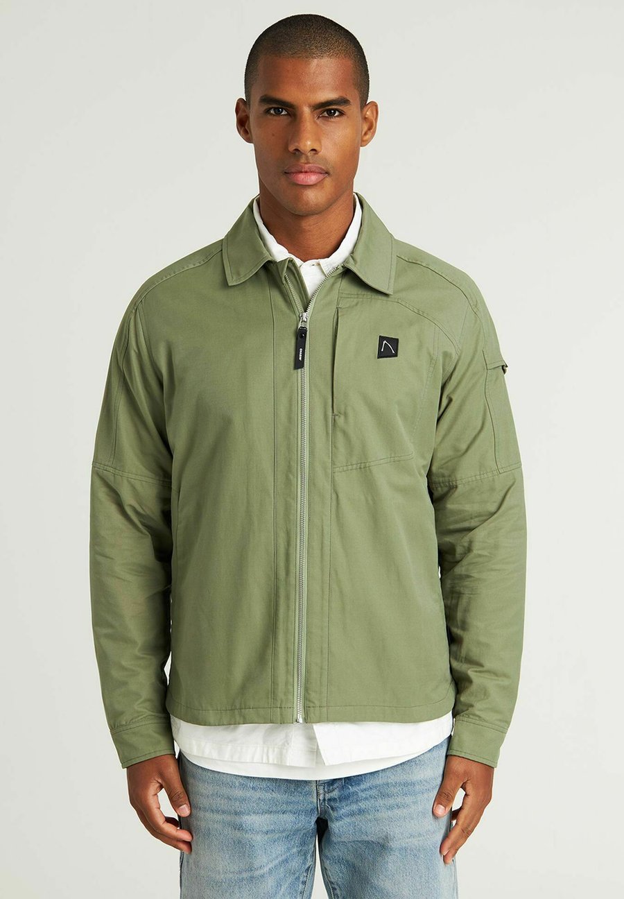 Куртка CHASIN' OTEN, Green
Куртка CHASIN' OTEN, Green