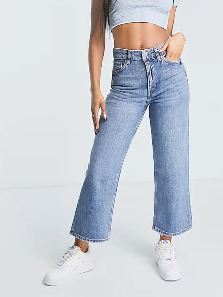 Джинсы - комфортного кроя - светло-голубого цвета Monki
Джинсы - комфортного кроя - светло-голубого цвета Monki