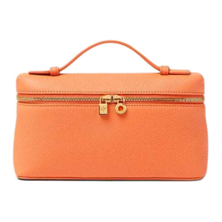 Loro Piana Кожаная сумка через плечо
Loro Piana Кожаная сумка через плечо