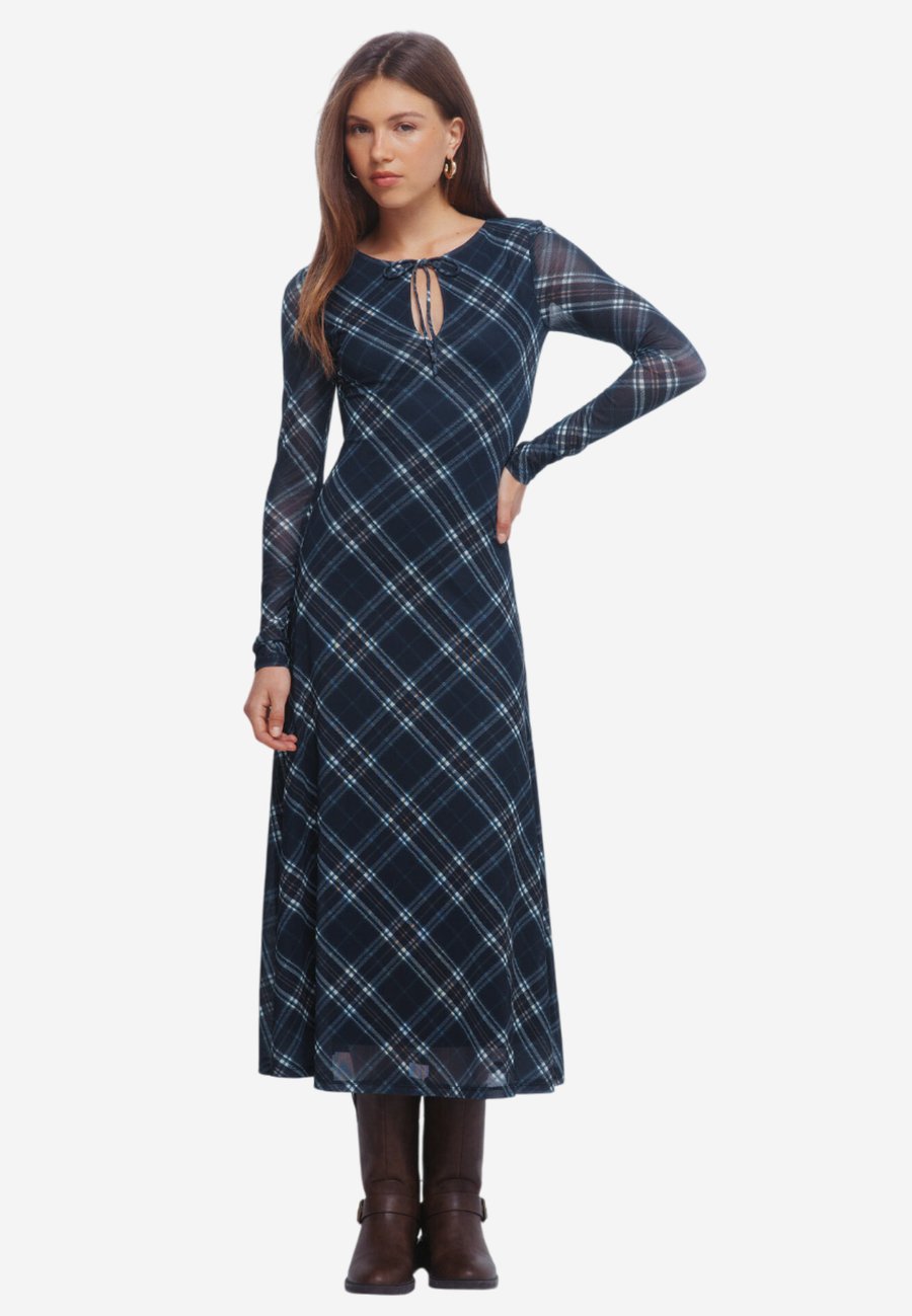 Платье Springfield Day dress, Dark Blue
Платье Springfield Day dress, Dark Blue