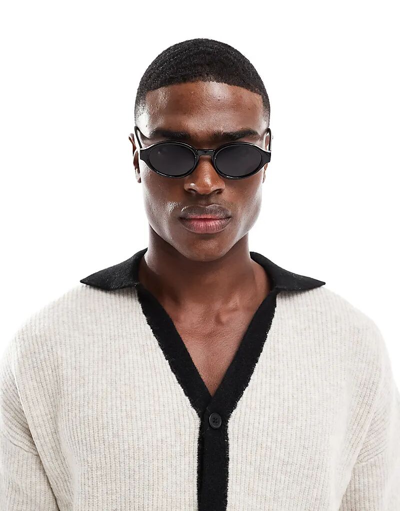 Овальные солнцезащитные очки черного цвета ASOS DESIGN
Овальные солнцезащитные очки черного цвета ASOS DESIGN