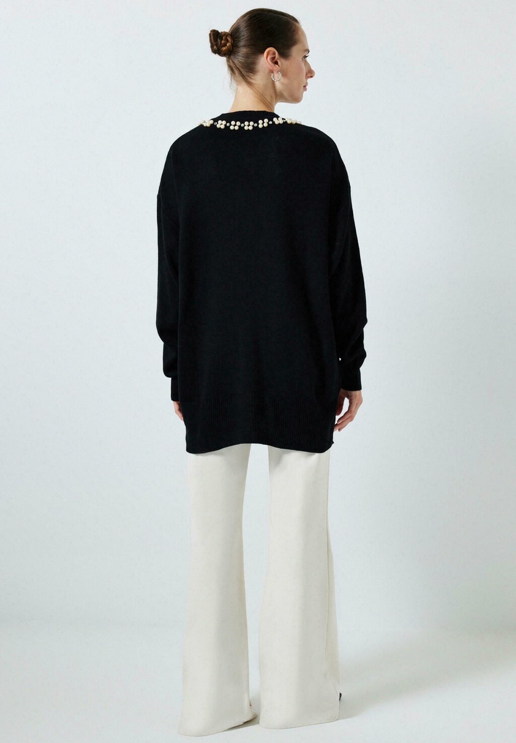 Джемпер WITH PEARL COLLAR Touché Privé, черный
Джемпер WITH PEARL COLLAR Touché Privé, черный