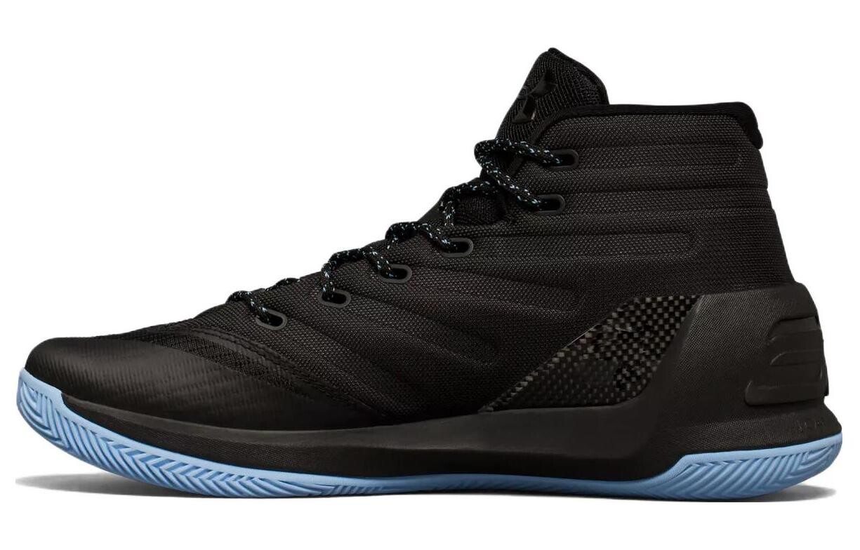 Баскетбольные кроссовки Under Armour Curry 3 мужские
Баскетбольные кроссовки Under Armour Curry 3 мужские