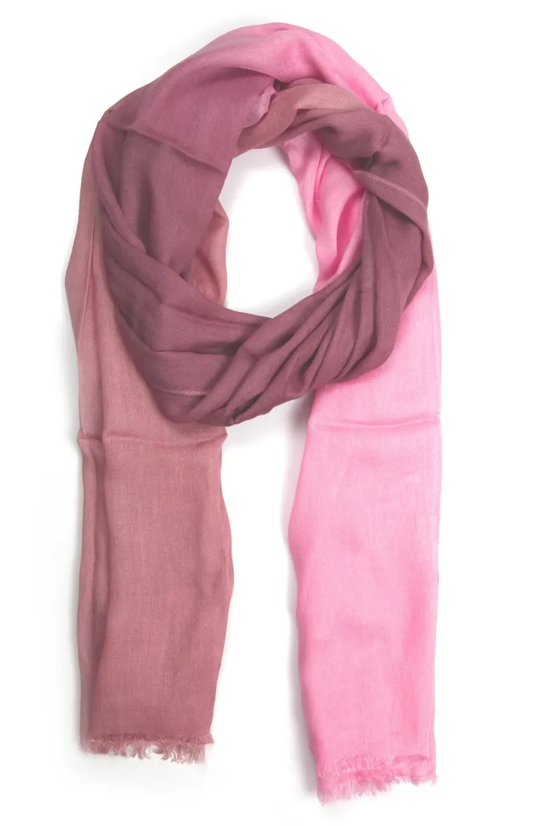 COLLEZIONE ALESSANDRO модный шарф "Danai" с великолепными градиентными цветами, цвет Rose
COLLEZIONE ALESSANDRO модный шарф "Danai" с великолепными градиентными цветами, цвет Rose