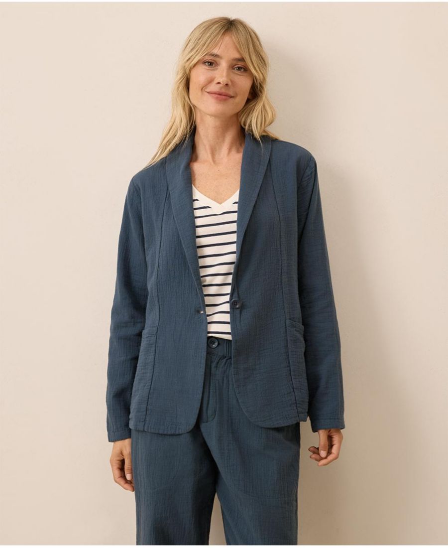 Женская куртка из органического хлопка с подкладкой из двойной марли в прибрежном стиле Pact, French navy
Женская куртка из органического хлопка с подкладкой из двойной марли в прибрежном стиле Pact, French navy