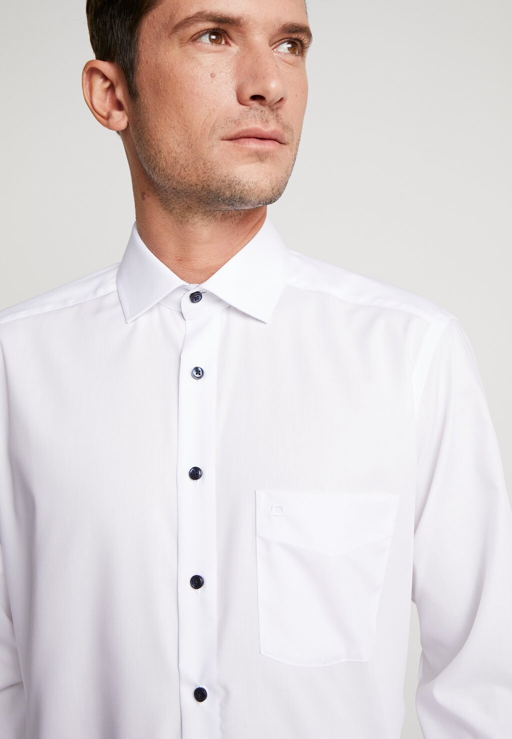 Официальная рубашка MODERN FIT OLYMP Luxor, темно-синий
Официальная рубашка MODERN FIT OLYMP Luxor, темно-синий