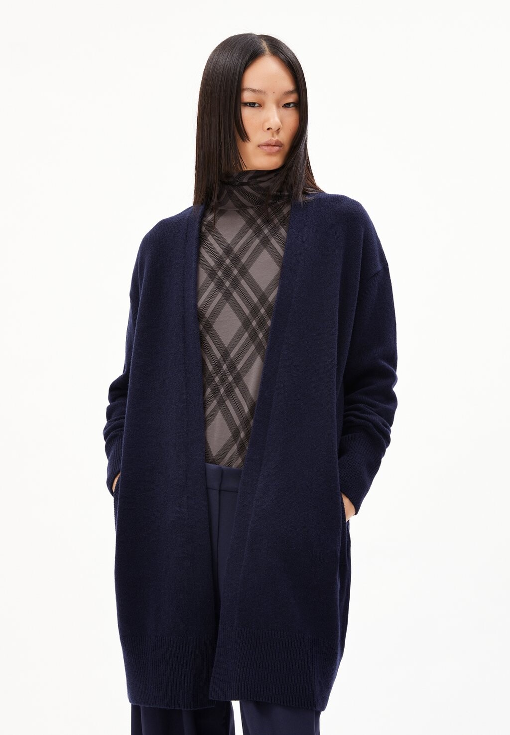 Кардиган KASSANDRAA ARMEDANGELS, темно-синий
Кардиган KASSANDRAA ARMEDANGELS, темно-синий