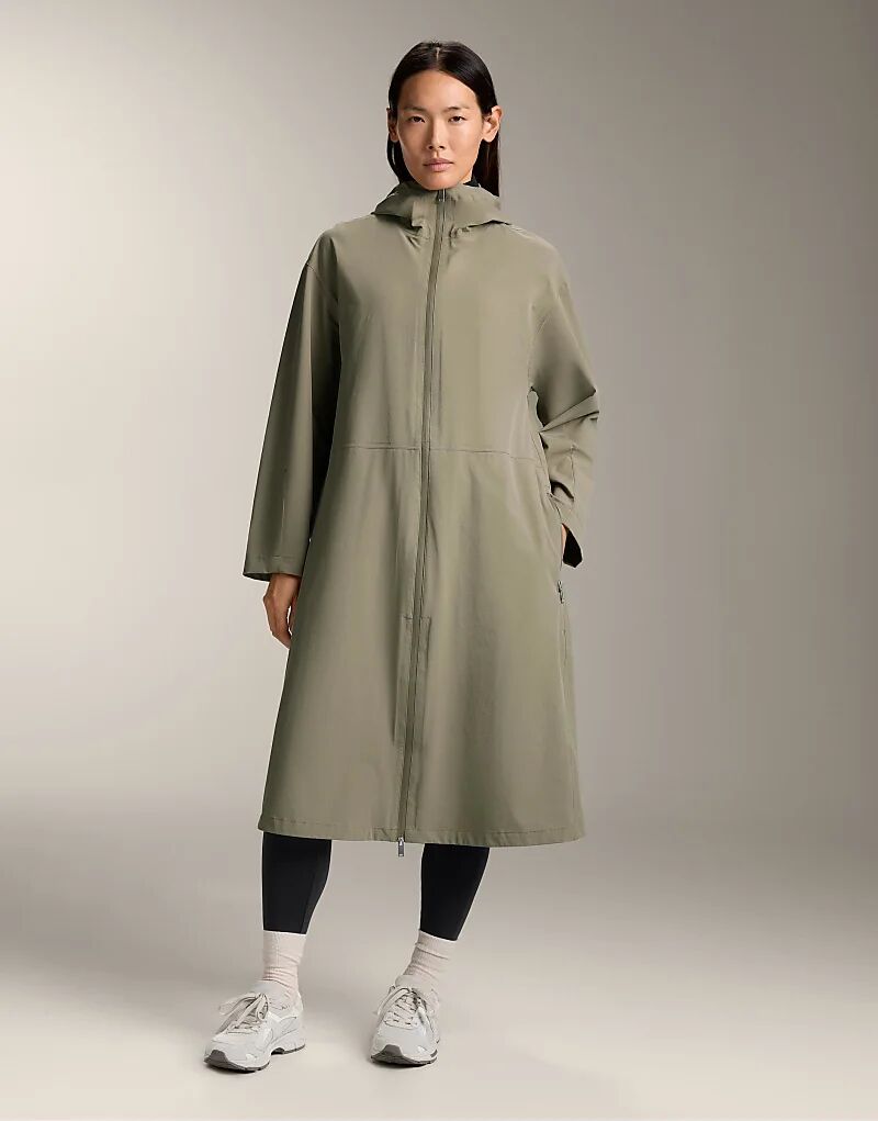 Водонепроницаемая сверхлегкая длинная куртка OYSHO 10k коричневого цвета
Водонепроницаемая сверхлегкая длинная куртка OYSHO 10k коричневого цвета