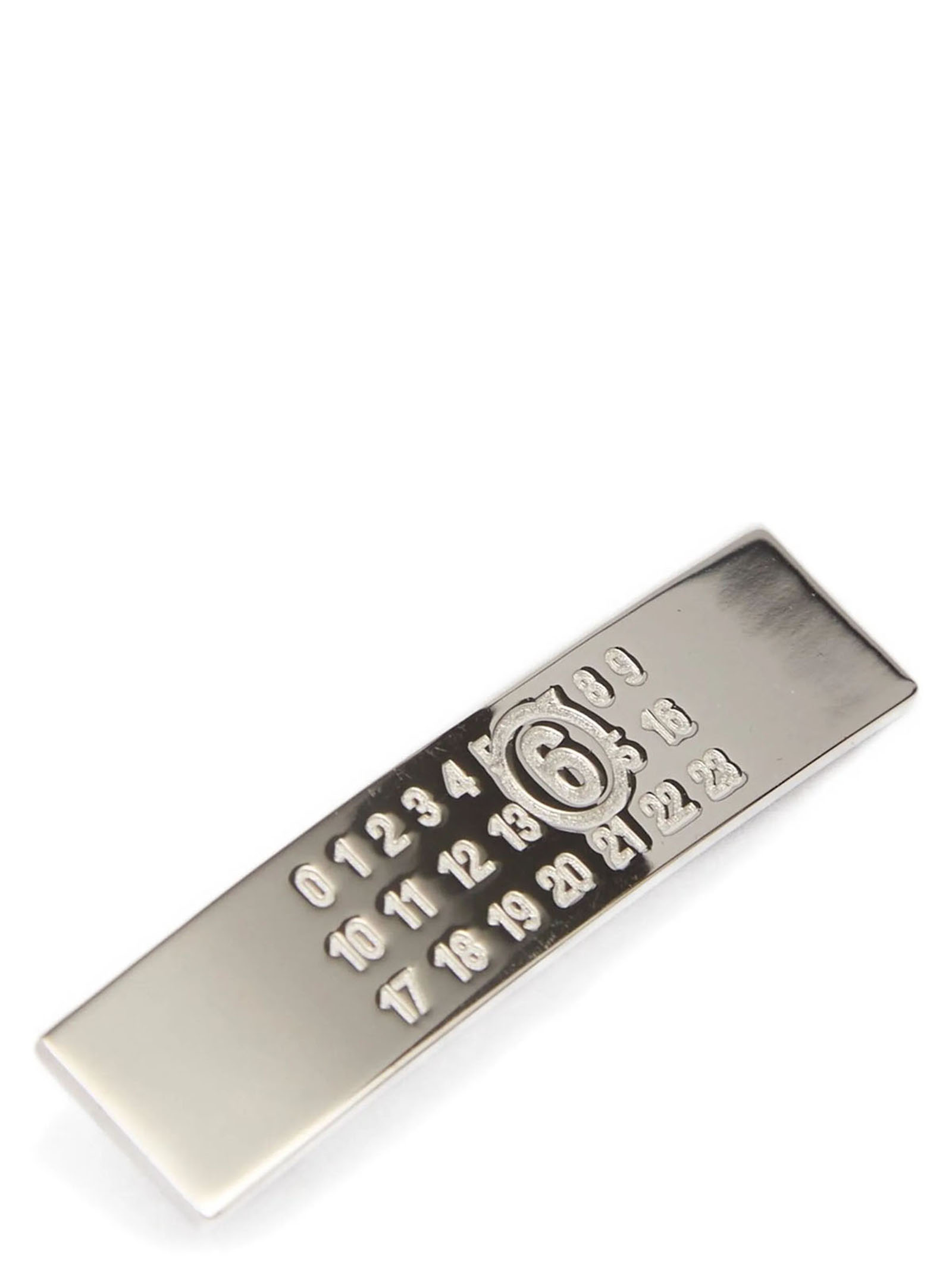 Заколка для волос "Numeric" MM6 Maison Margiela, серебряный
Заколка для волос "Numeric" MM6 Maison Margiela, серебряный