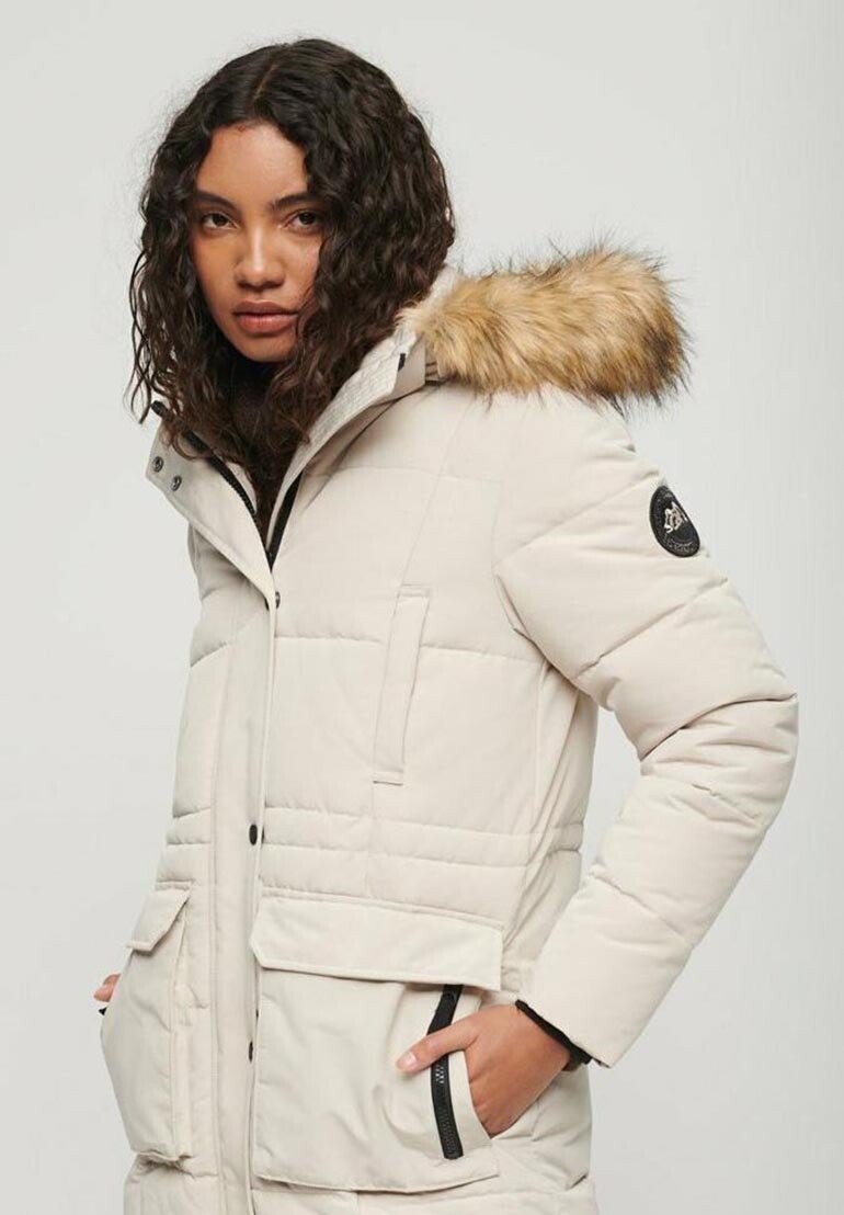 Зимнее пальто Superdry ПУФФЕР EVEREST LONGLINE, цвет chateau gray
Зимнее пальто Superdry ПУФФЕР EVEREST LONGLINE, цвет chateau gray